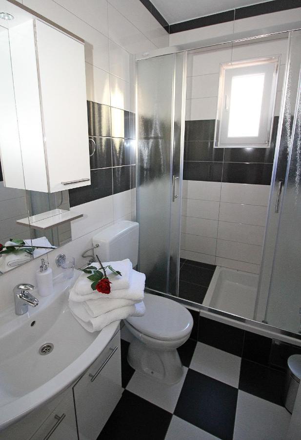 Apartmani Bozena מאקרסקה מראה חיצוני תמונה