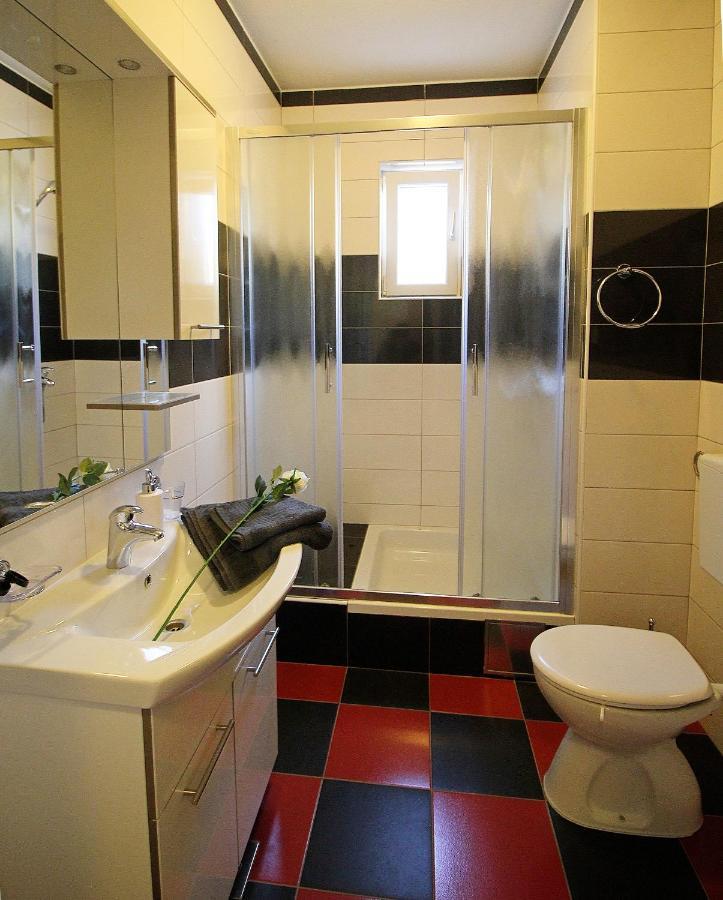 Apartmani Bozena מאקרסקה מראה חיצוני תמונה