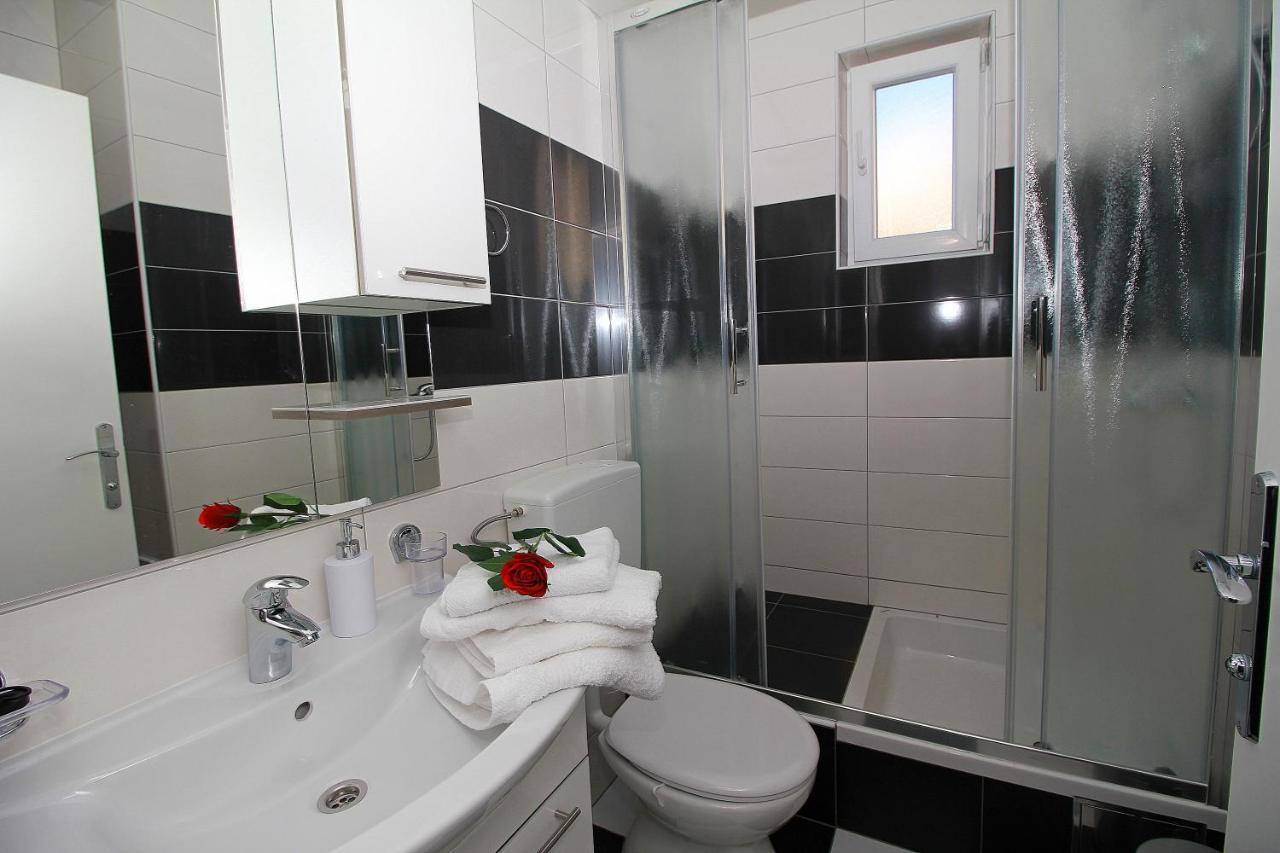 Apartmani Bozena מאקרסקה מראה חיצוני תמונה